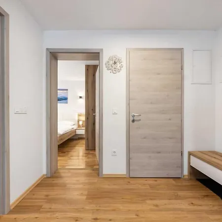Apartman Chic With Finnish Sauna And Jacuzzi *