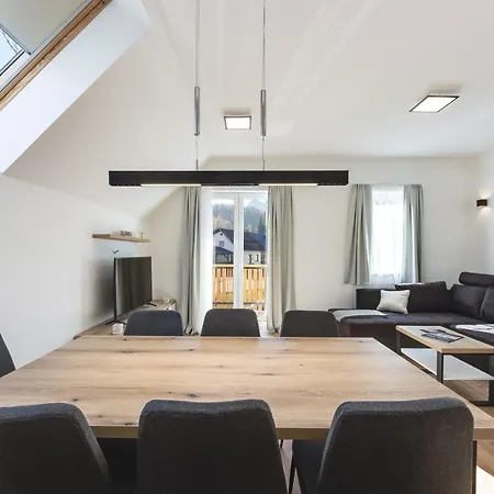 Chic With Finnish Sauna And Jacuzzi Apartment *