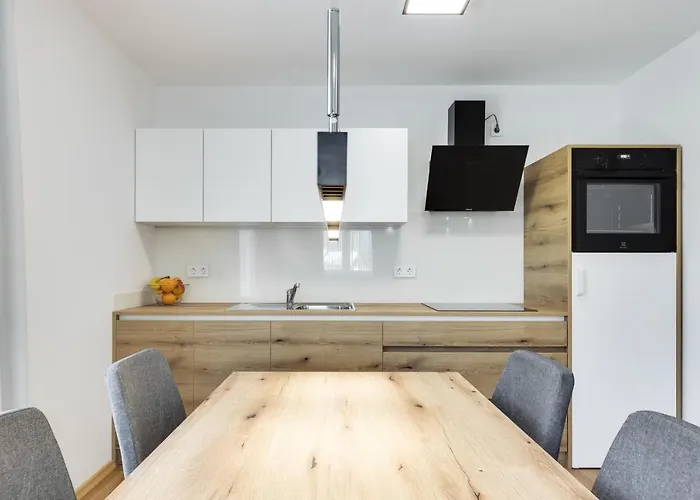 Apartament Chic With Finnish Sauna And Jacuzzi Kranjska Gora