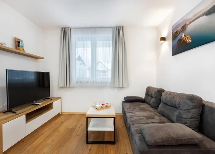 Chic With Finnish Sauna And Jacuzzi Apartment Kranjska Gora